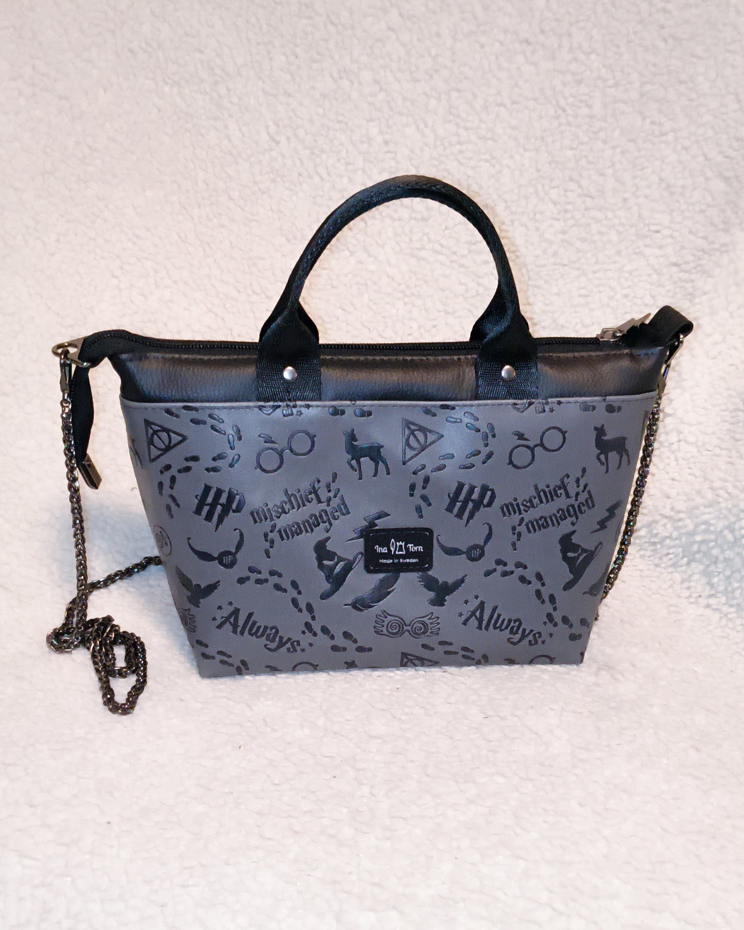Mischief managed (black)